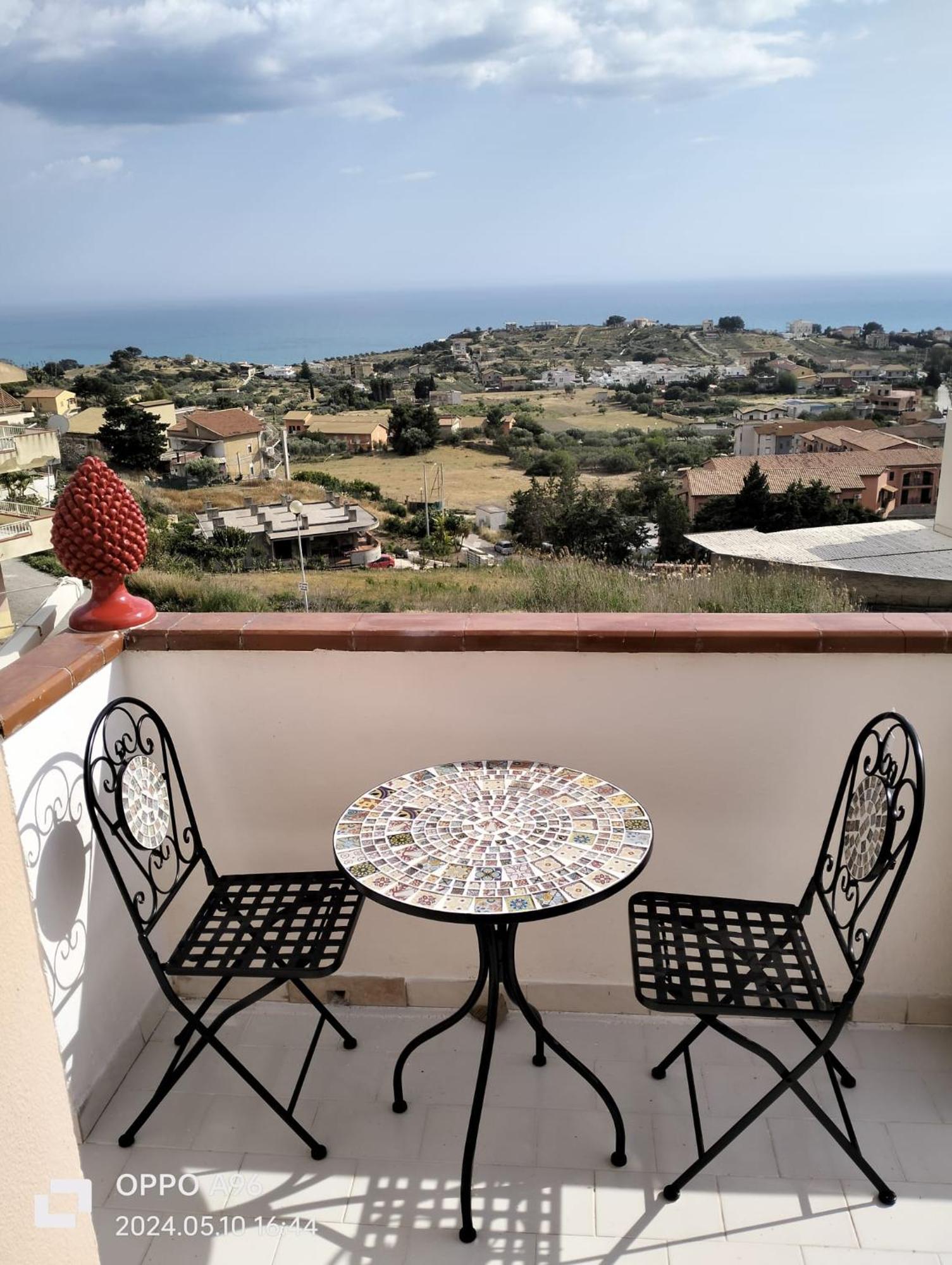 Casa Vacanze Da Francesca Realmonte Kültér fotó